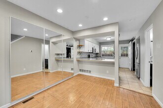 1964 Newland Ct in Lakewood, CO - Building Photo - Building Photo