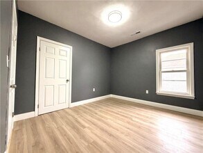 150 Newell Ave in Pawtucket, RI - Building Photo - Building Photo