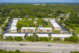 Country View Garden Homes in North Fort Myers, FL - Building Photo - Building Photo