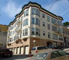 1025 Jackson St Apartments