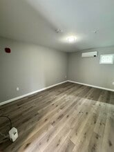 24 Monarch Wy in Portsmouth, NH - Building Photo - Building Photo