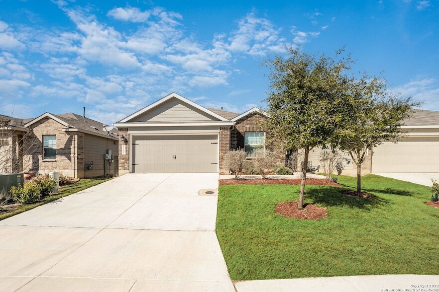 5241 Blue Ivy, Unit 018-1811 in Bulverde, TX - Building Photo