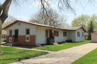 4010 Arkansas Dr in Ames, IA - Building Photo