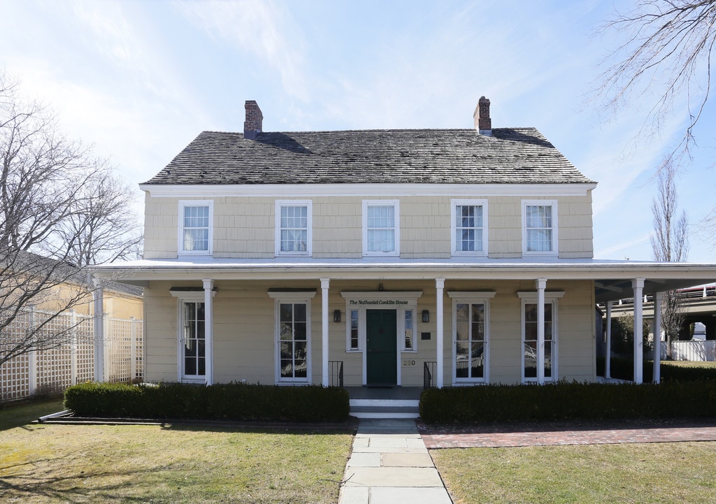 Conklin House Apartments Babylon, NY Apartments For Rent