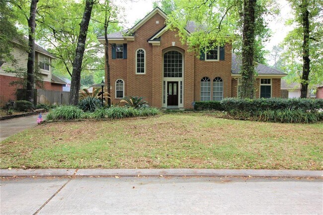 property at 154 E Elm Crescent