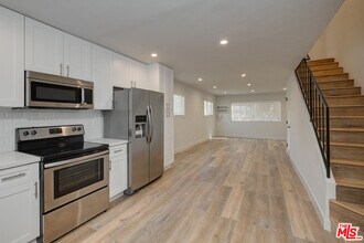 4320 Finley Ave in Los Angeles, CA - Building Photo - Building Photo