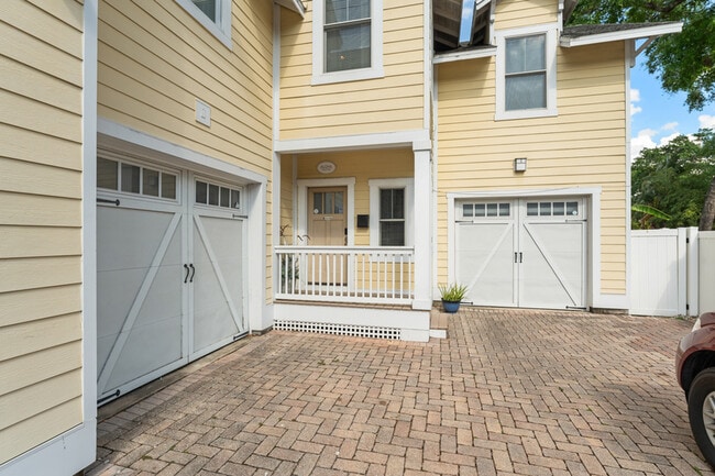 2223 Amherst Ave in Orlando, FL - Building Photo - Building Photo