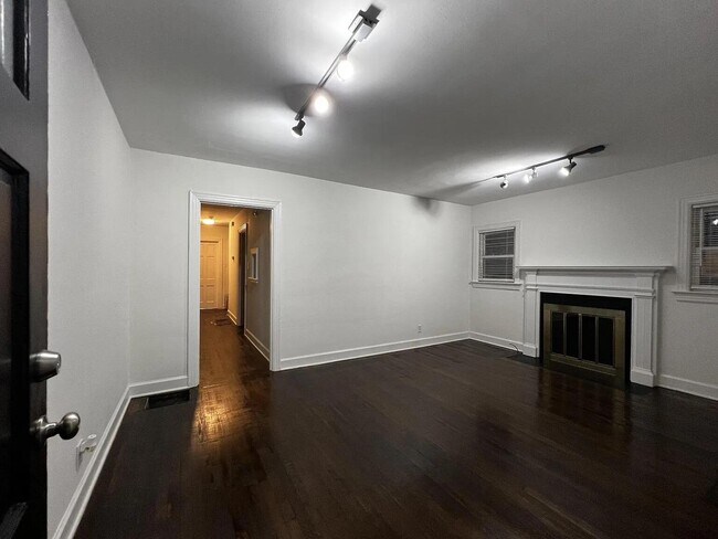 2034 Nashville Ct in Lexington, KY - Foto de edificio - Building Photo
