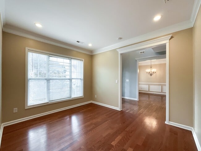 3021 Gloxinia Rd in Charlotte, NC - Building Photo - Building Photo