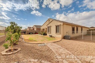 20261 N Herbert Ave in Maricopa, AZ - Building Photo