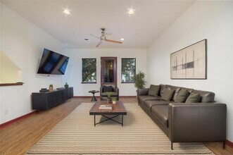 1016 Liberty St in Dallas, TX - Building Photo - Building Photo