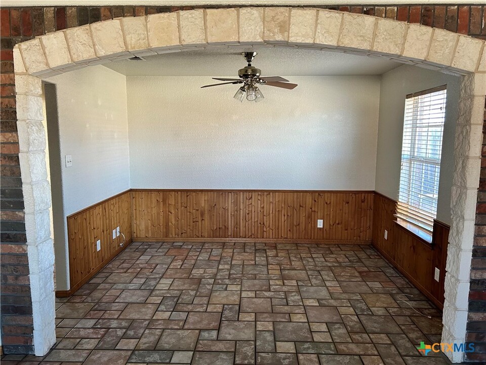 2206 Agate Dr in Killeen, TX - Building Photo