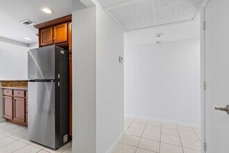 951 De Soto Rd in Boca Raton, FL - Building Photo - Building Photo