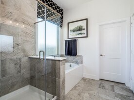 13210 Wood Leaf Pk in Tomball, TX - Building Photo