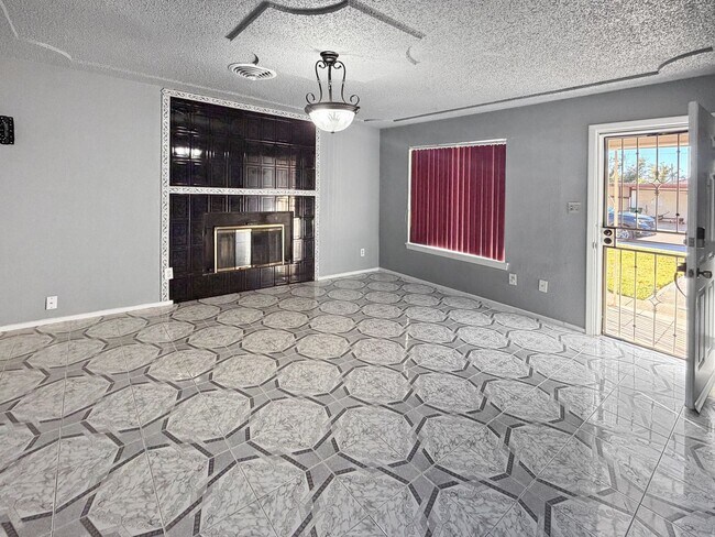 910 W Taylor Ave in Lovington, NM - Building Photo - Building Photo