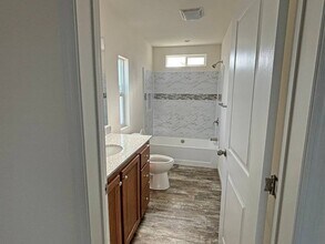 123 N 10th St in Taft, CA - Building Photo - Building Photo