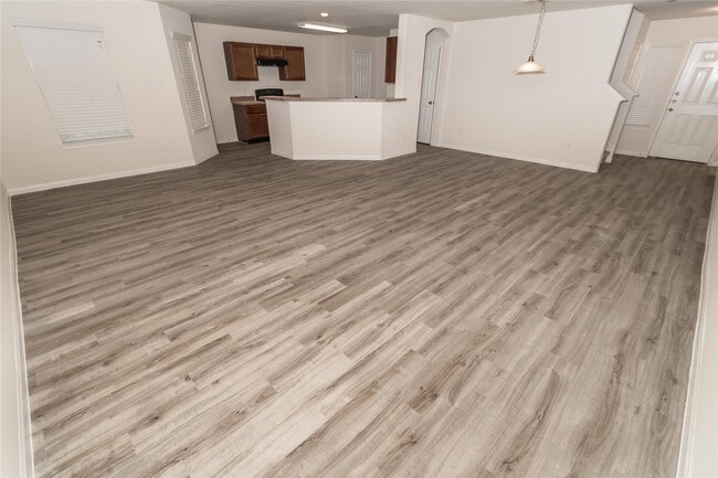 property at 3602 Bluebird Park Ln