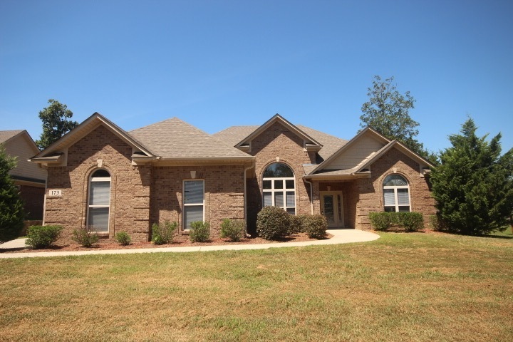 173 Bucks Pocket Dr in New Market, AL - Building Photo