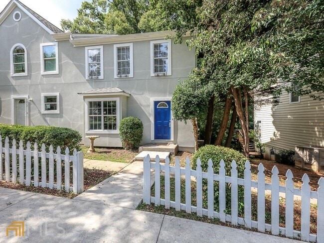 property at 1015 Plantation Way