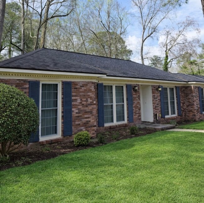 property at 4221 Bonnie Dr