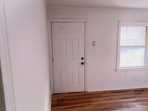 1614 W 18th St in Anderson, IN - Building Photo - Building Photo