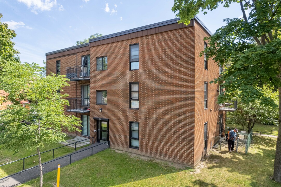 3530 Des Trinitaires Boul in Montréal, QC - Building Photo