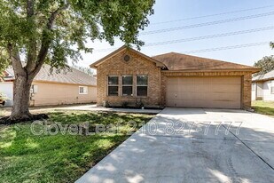 1116 Stone Branch in New Braunfels, TX - Building Photo