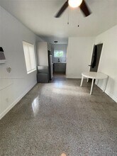 1845 Monroe St in Hollywood, FL - Building Photo - Building Photo