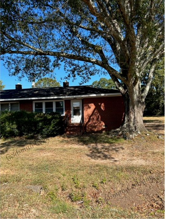101 Welcome Ave in Greenville, SC - Building Photo