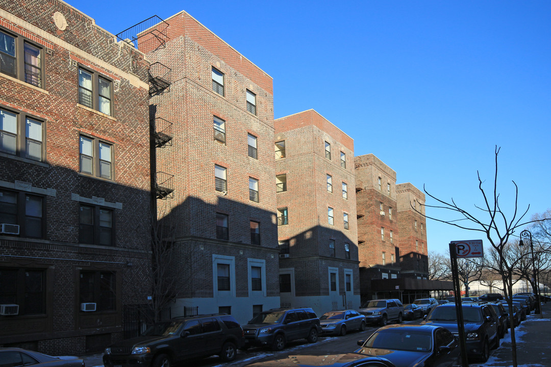 20 Westminster Rd in Brooklyn, NY - Building Photo