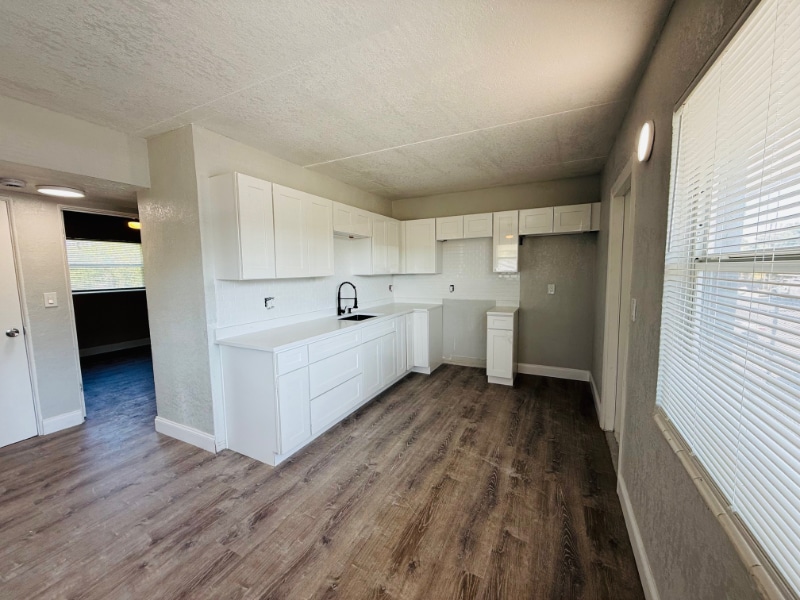 2475 18th Ave S in St. Petersburg, FL - Building Photo