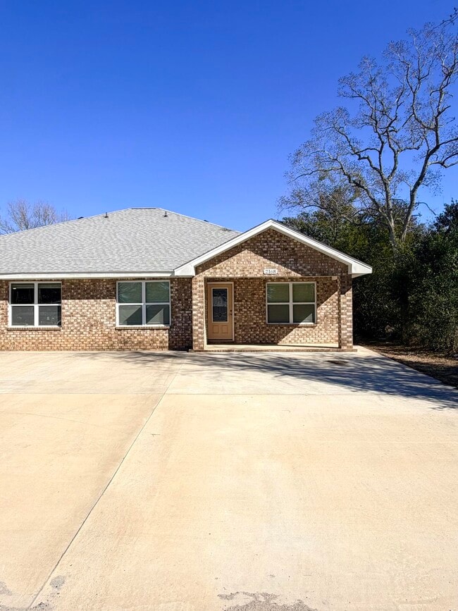 2168 Paloma St in Navarre, FL - Building Photo - Building Photo