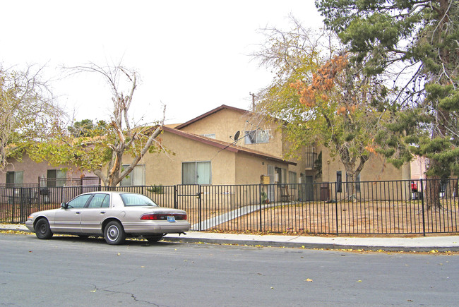 Bruce Gardens in Las Vegas, NV - Building Photo - Building Photo