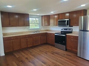 238 Co Rd 67 in Saratoga Springs, NY - Building Photo - Building Photo