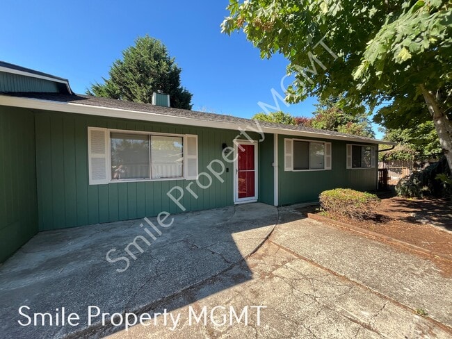 3819 SE 130th Ave in Portland, OR - Building Photo - Building Photo