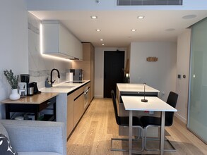 620 Cardero St in Vancouver, BC - Building Photo - Building Photo