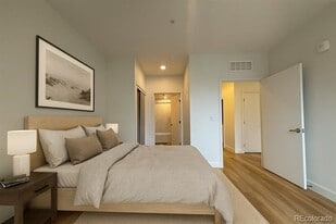 5256 N Federal Blvd in Denver, CO - Building Photo