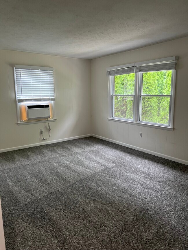 68 Webb Cove Rd, Unit B in Asheville, NC - Building Photo - Building Photo