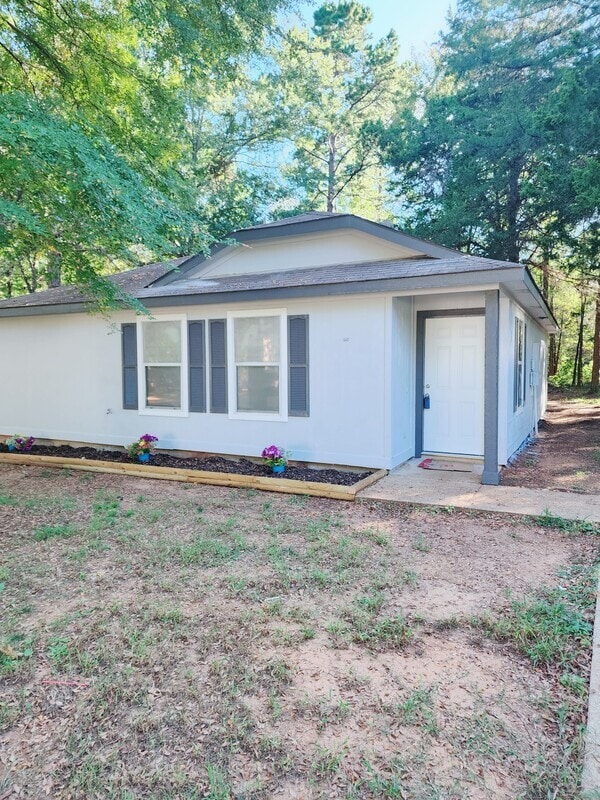 10245 Country Hills Blvd in Tyler, TX - Building Photo - Building Photo