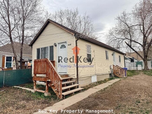 property at 468 E Vine St