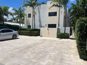 1955 NE 4th St in Deerfield Beach, FL - Building Photo - Building Photo