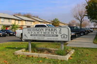 Hudson Park 2 in Shafter, CA - Foto de edificio - Building Photo