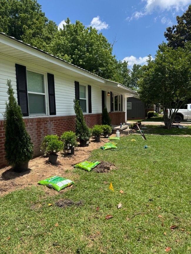 1406 Lambard Dr in Tupelo, MS - Building Photo - Building Photo