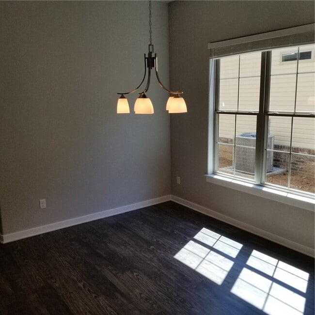 2383 W Houston St in Fayetteville, AR - Building Photo - Building Photo