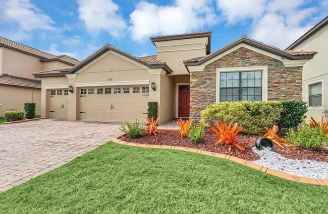 property at 2718 Atherton Dr