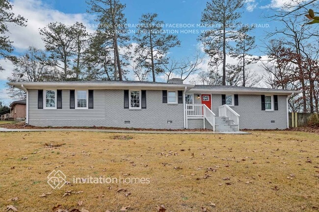 190 Pineview Dr in Lawrenceville, GA - Building Photo - Building Photo