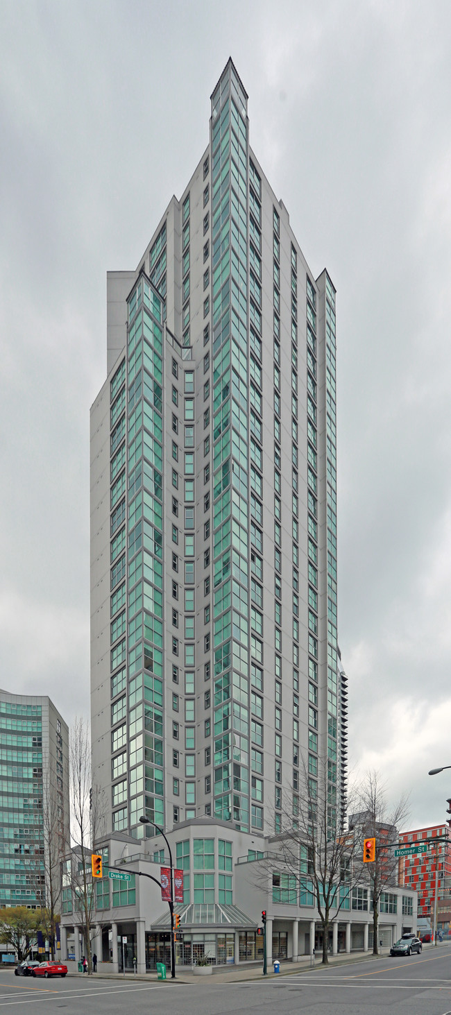 Pacific Point in Vancouver, BC - Building Photo - Building Photo