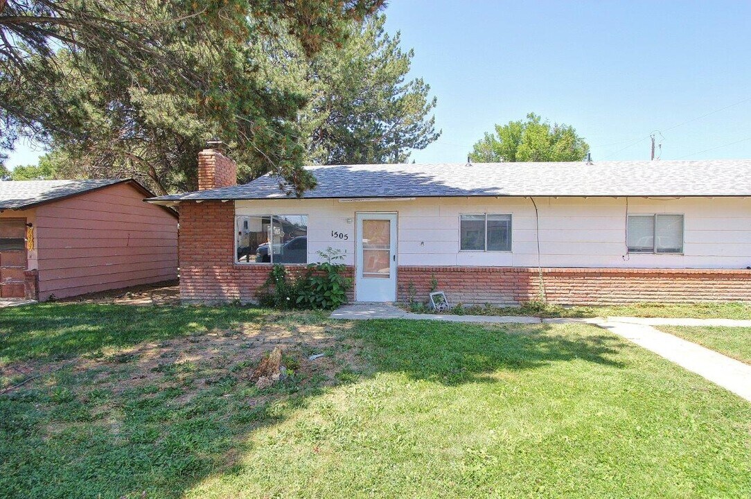 1505 E Beech St in Caldwell, ID - Building Photo