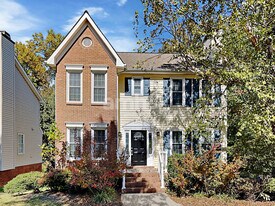 5512 Westerborne Dr in Greensboro, NC - Building Photo