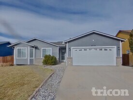 8258 Firethorn Dr in Colorado Springs, CO - Building Photo